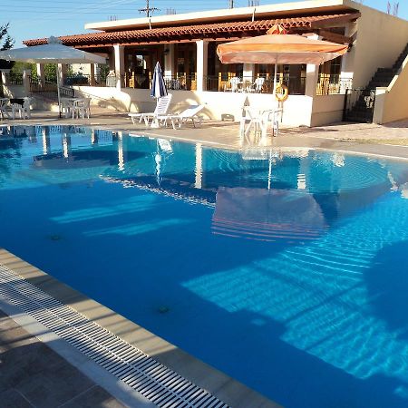 Aparthotel Faethon Karousadhes  Exterior foto